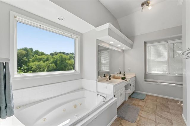 1005 WESLEY Avenue, Raymore, MO 64083