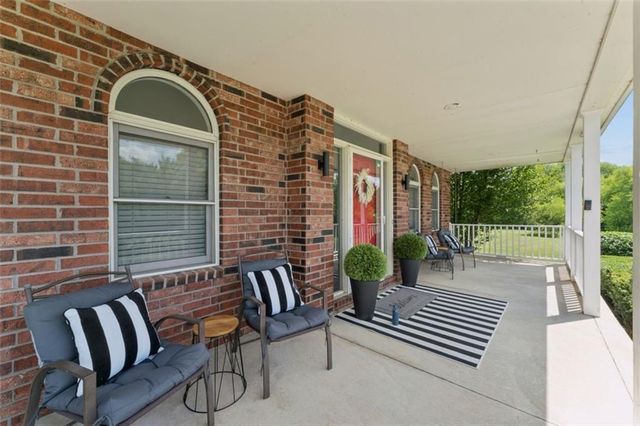 1005 WESLEY Avenue, Raymore, MO 64083