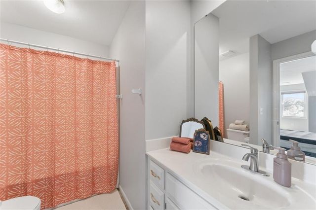 1005 WESLEY Avenue, Raymore, MO 64083