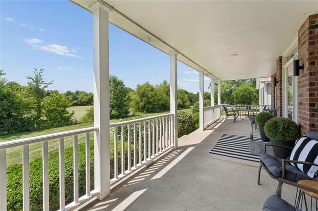 1005 WESLEY Avenue, Raymore, MO 64083