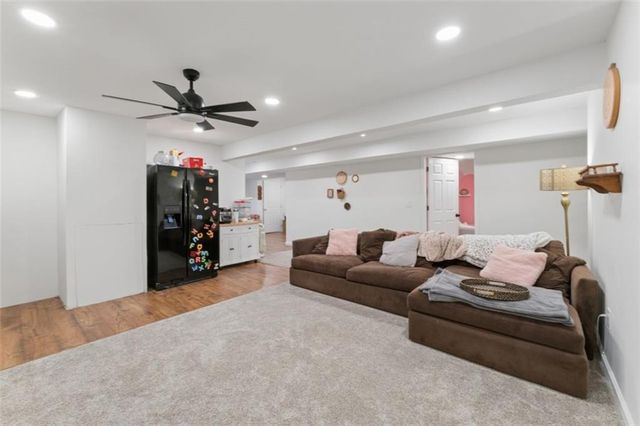 1005 WESLEY Avenue, Raymore, MO 64083