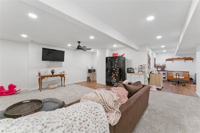 1005 WESLEY Avenue, Raymore, MO 64083