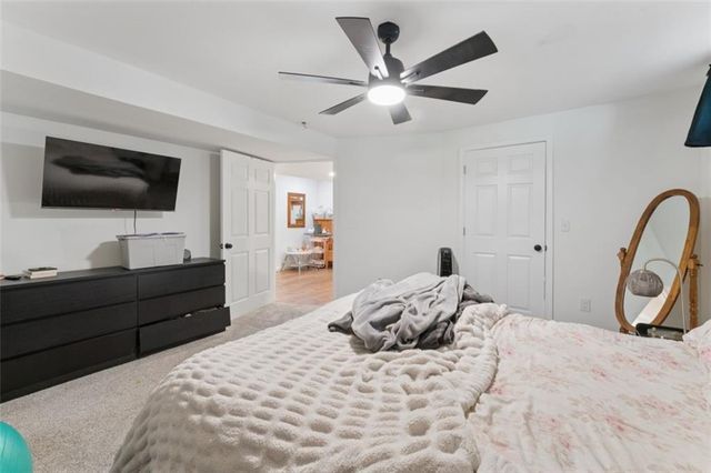 1005 WESLEY Avenue, Raymore, MO 64083