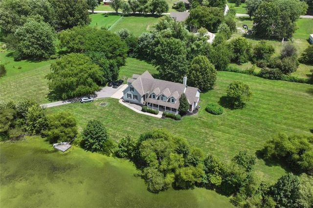 1005 WESLEY Avenue, Raymore, MO 64083