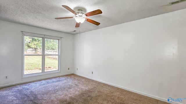 107 Carnegie Loop, Meridianville, AL 35759