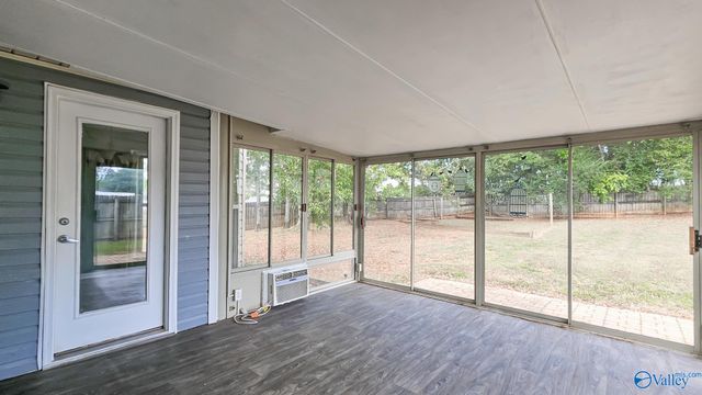 107 Carnegie Loop, Meridianville, AL 35759