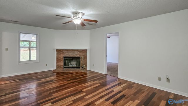 107 Carnegie Loop, Meridianville, AL 35759