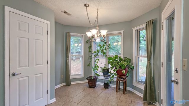 107 Carnegie Loop, Meridianville, AL 35759