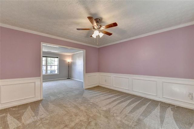 290 Lake Valley Drive SW, Loganville, GA 30052