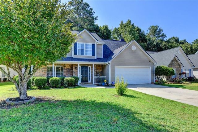 290 Lake Valley Drive SW, Loganville, GA 30052