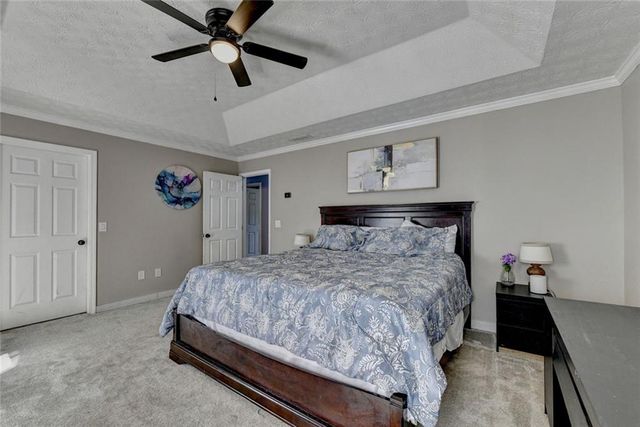 290 Lake Valley Drive SW, Loganville, GA 30052