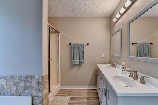 290 Lake Valley Drive SW, Loganville, GA 30052