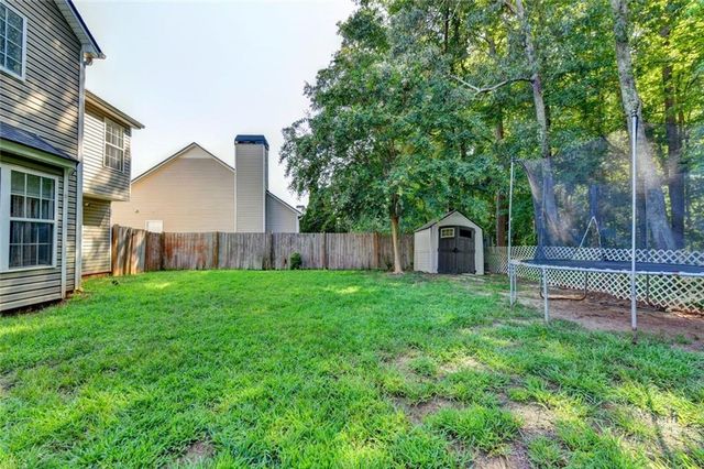 290 Lake Valley Drive SW, Loganville, GA 30052