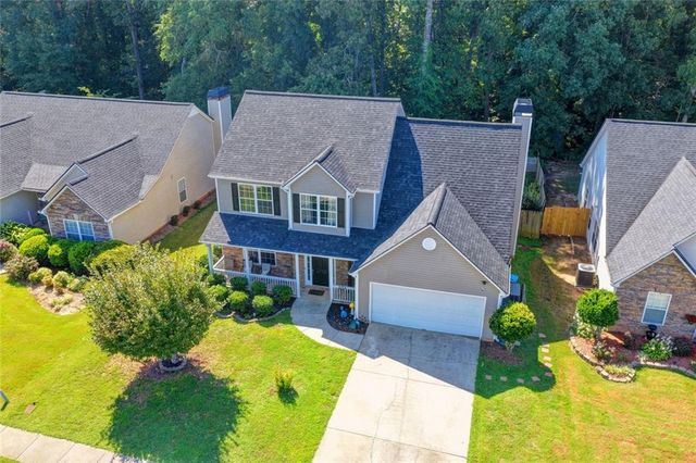 290 Lake Valley Drive SW, Loganville, GA 30052