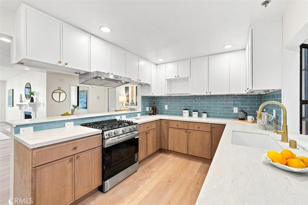 311 Bora Bora Way 118, Marina Del Rey, CA 90292 — exterior