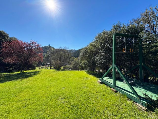 1800-1810 Boonville Rd, Ukiah, CA 95482