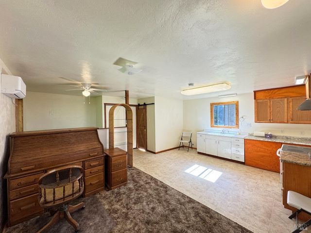 1800-1810 Boonville Rd, Ukiah, CA 95482