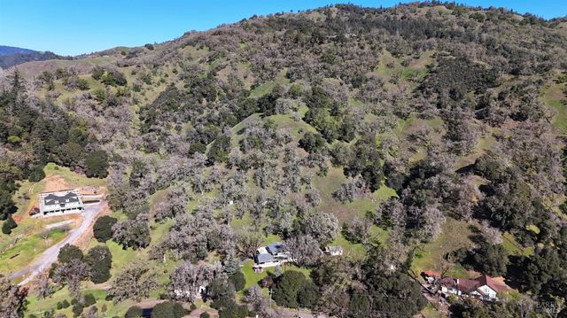 1800-1810 Boonville Rd, Ukiah, CA 95482