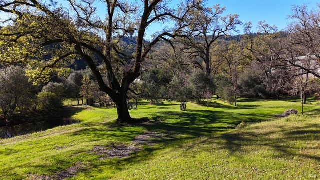 1800-1810 Boonville Rd, Ukiah, CA 95482