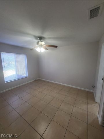 1727 SE 15th PL 3, Cape Coral, FL 33990