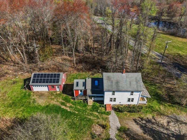 274 Sunderland Rd, Amherst, MA 01002