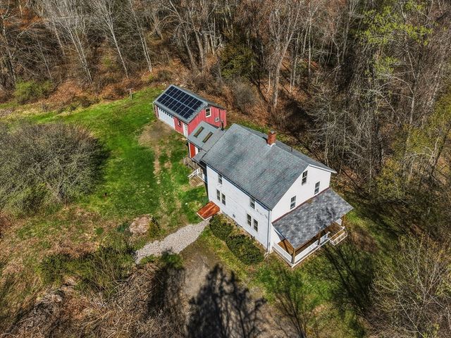 274 Sunderland Rd, Amherst, MA 01002