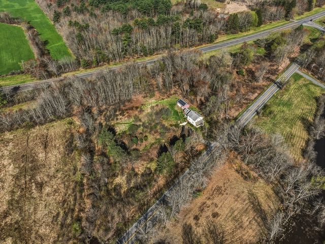 274 Sunderland Rd, Amherst, MA 01002