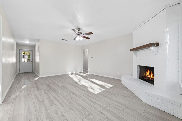 2742 E Pepperidge Drive, Lancaster, TX 75134