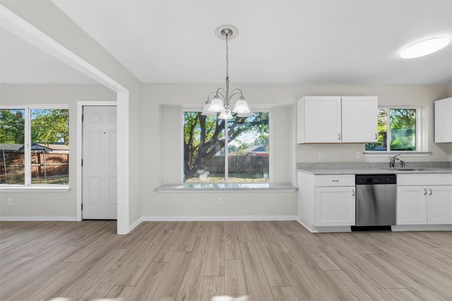 2742 E Pepperidge Drive, Lancaster, TX 75134