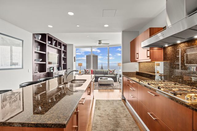 401 N Wabash Avenue 74D, Chicago, IL 60611