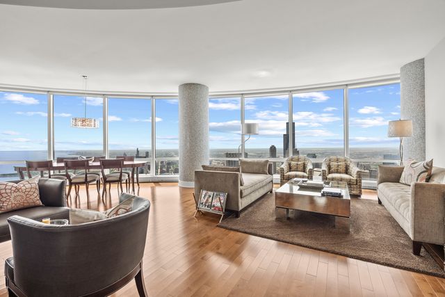 401 N Wabash Avenue 74D, Chicago, IL 60611