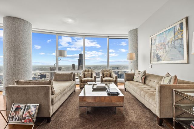 401 N Wabash Avenue 74D, Chicago, IL 60611