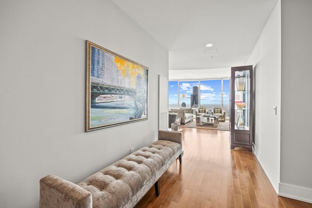 401 N Wabash Avenue 74D, Chicago, IL 60611