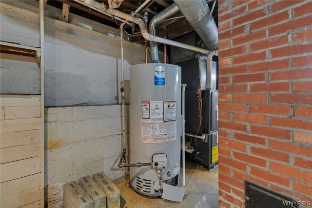 188 Cayuga Road, Cheektowaga, NY 14225