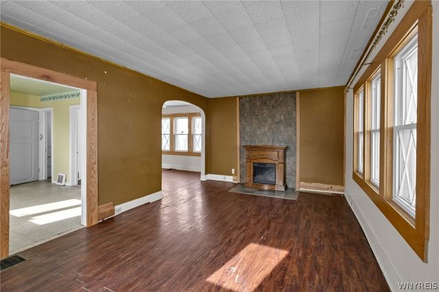 188 Cayuga Road, Cheektowaga, NY 14225