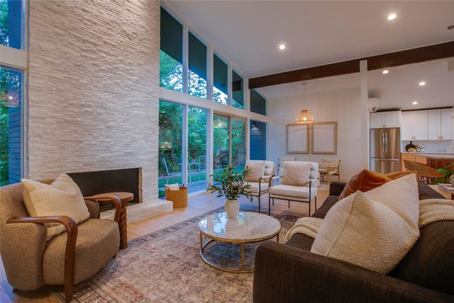 918 Glen Oaks Boulevard, Dallas, TX 75232