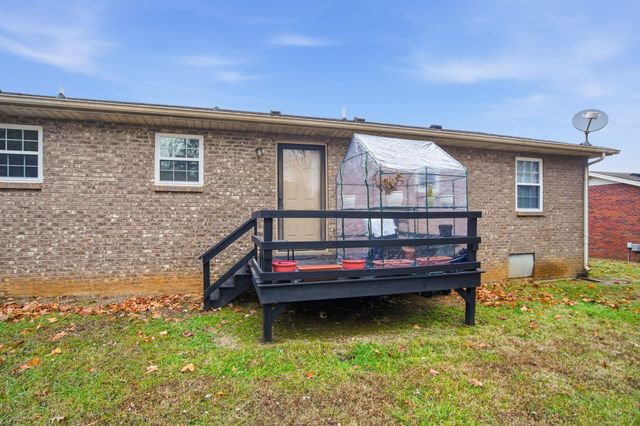 104 Gayla Ct, Portland, TN 37148