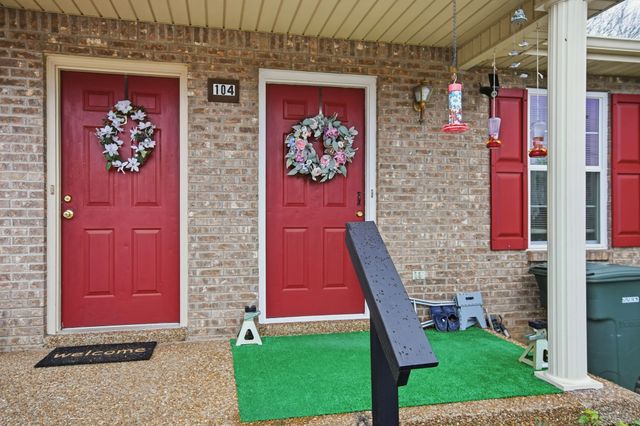 104 Gayla Ct, Portland, TN 37148