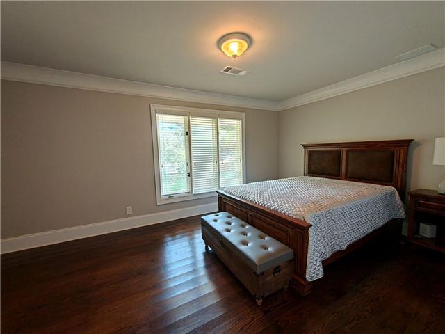 250 Cagle Road, Roswell, GA 30075