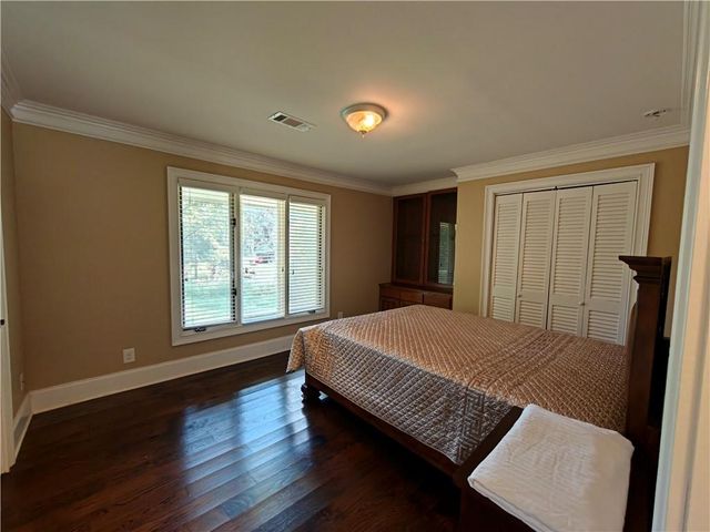 250 Cagle Road, Roswell, GA 30075