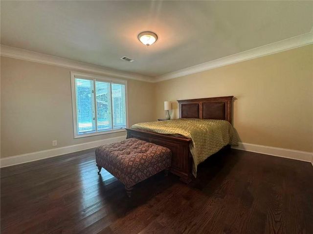 250 Cagle Road, Roswell, GA 30075