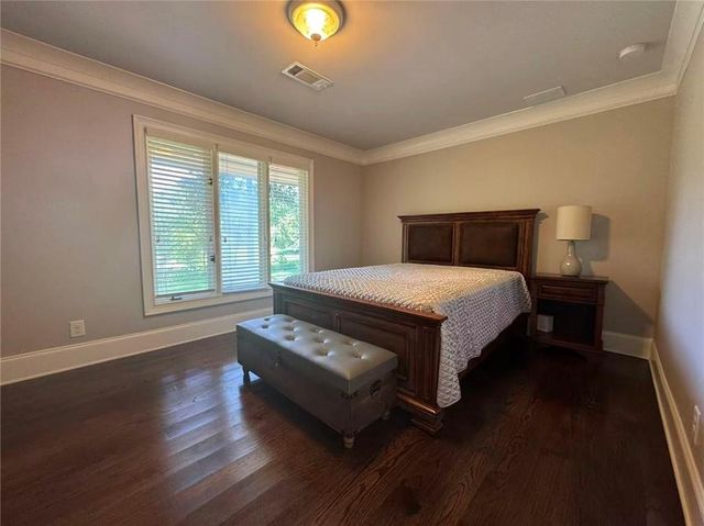 250 Cagle Road, Roswell, GA 30075