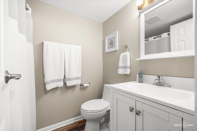 6828 Kincaid Court, Woodridge, IL 60517