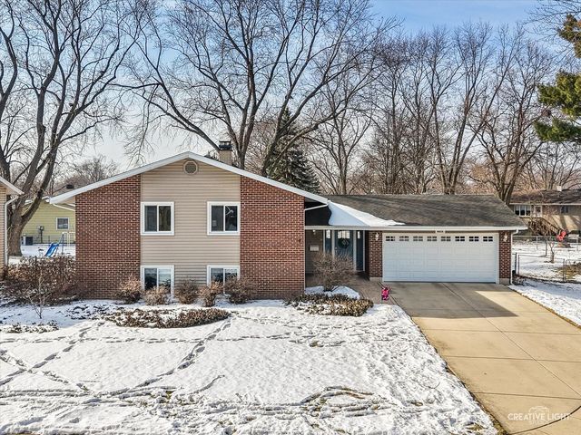 6828 Kincaid Court, Woodridge, IL 60517