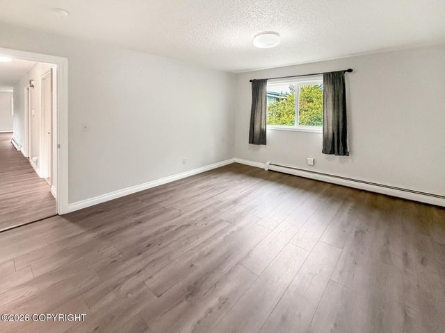 13131 Scottie Court, Anchorage, AK 99515