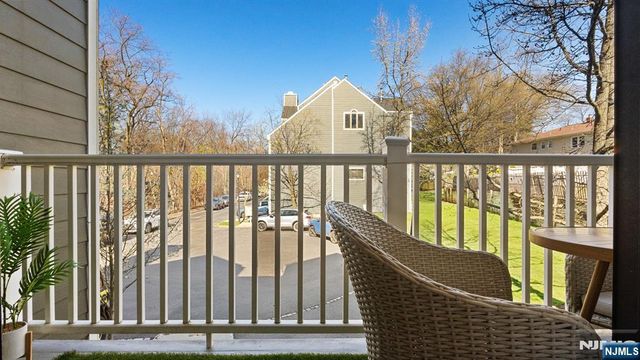 42 Triumph Court A, East Rutherford, NJ 07073