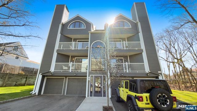 42 Triumph Court A, East Rutherford, NJ 07073