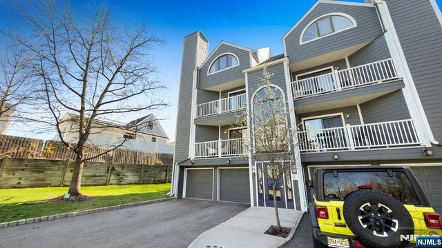 42 Triumph Court A, East Rutherford, NJ 07073