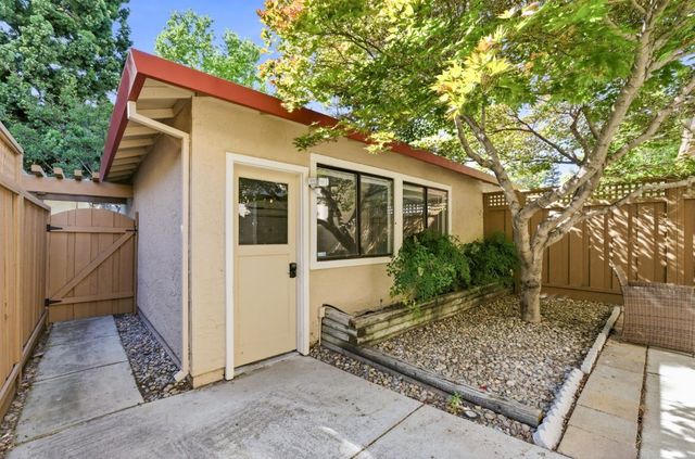 2035 Canary Island Court, Santa Clara, CA 95050