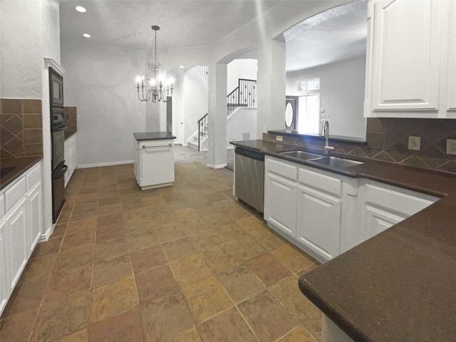 36 Clear Pond Drive, Frisco, TX 75034